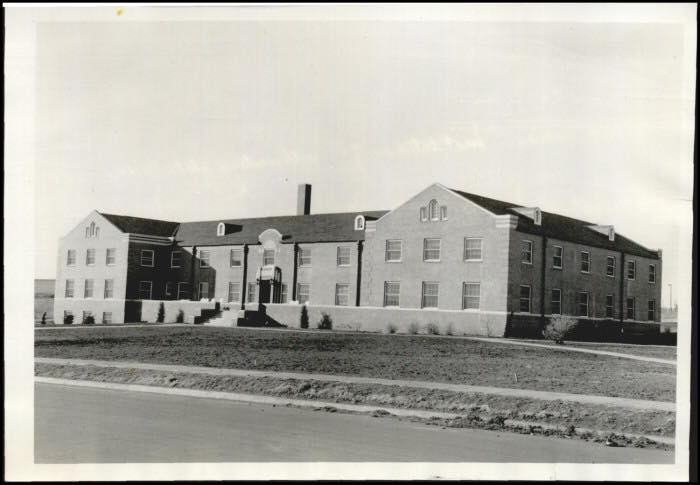 Neff Hall in 1940