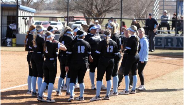 Southwestern Oklahoma State University Softball Wins Against No.17 Harding in the Final Game of Home Opener